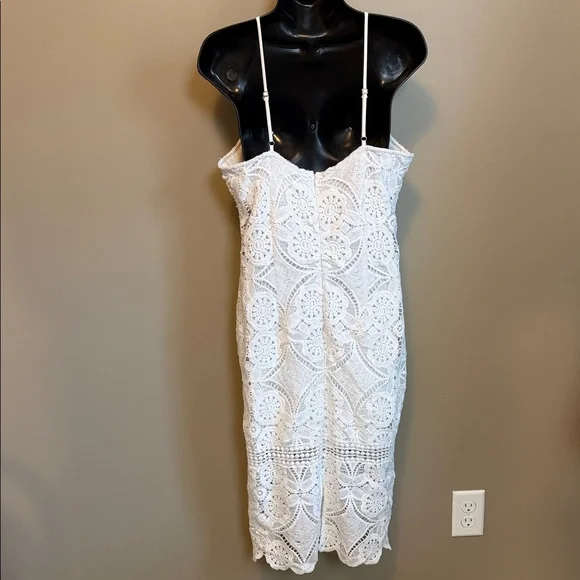 J.O.A. White Lace Midi Dress - Picture 4 of 5